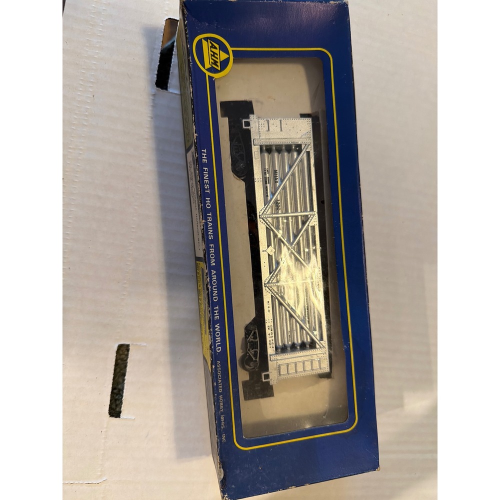 AHM HO Scale Helium Tank Car MHAX 1200 Silver Model Train Rolling Stock Vintage